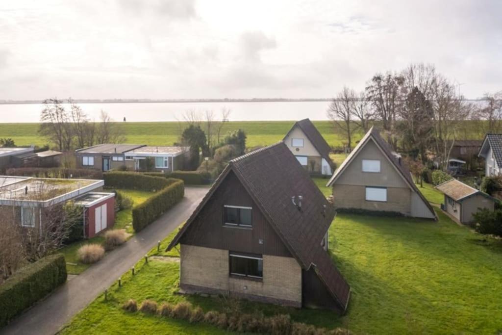 Ferienhaus Mit Meerblick Lemmer Exterior foto